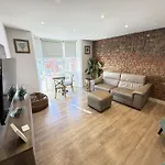 Merchants Quarters - Othala - Stunning With Harbour And Sea Views - Free Roof Terrace With Sea And Harbour View And Location To Beaches Amenities Restaurants And Harbour Holiday home Scarborough
