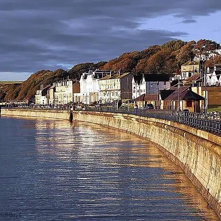 Holiday home Merchants Quarters - Othala - Stunning With Harbour And Sea Views - Free Roof Terrace With Sea And Harbour View And Location To Beaches Amenities Restaurants And Harbour