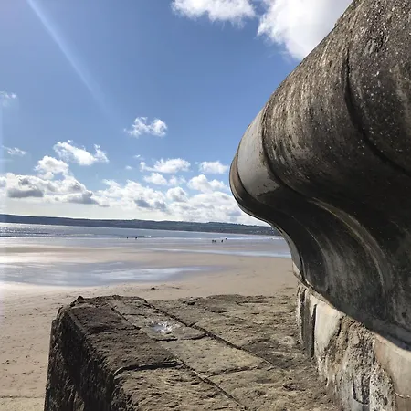 Dom wakacyjny Merchants Quarters - Othala - Stunning With Harbour And Sea Views - Free Roof Terrace With Sea And Harbour View And Location To Beaches Amenities Restaurants And Harbour Scarborough